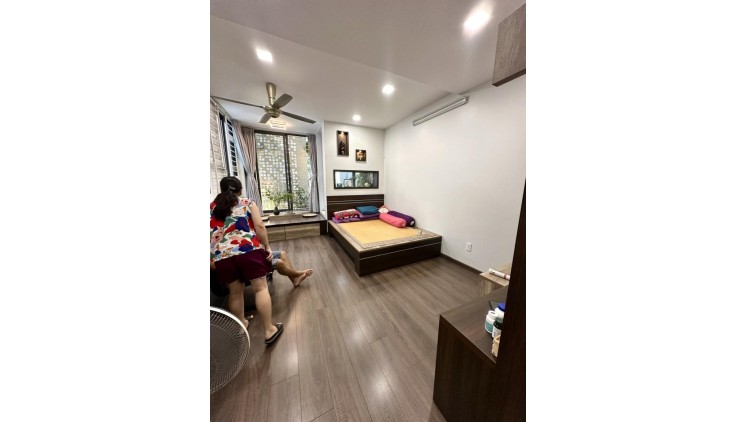 **Bán nhà mặt tiền Tân Bình** MT Ba Vân; 4x18, 4 tầng, đoạn sung nhất